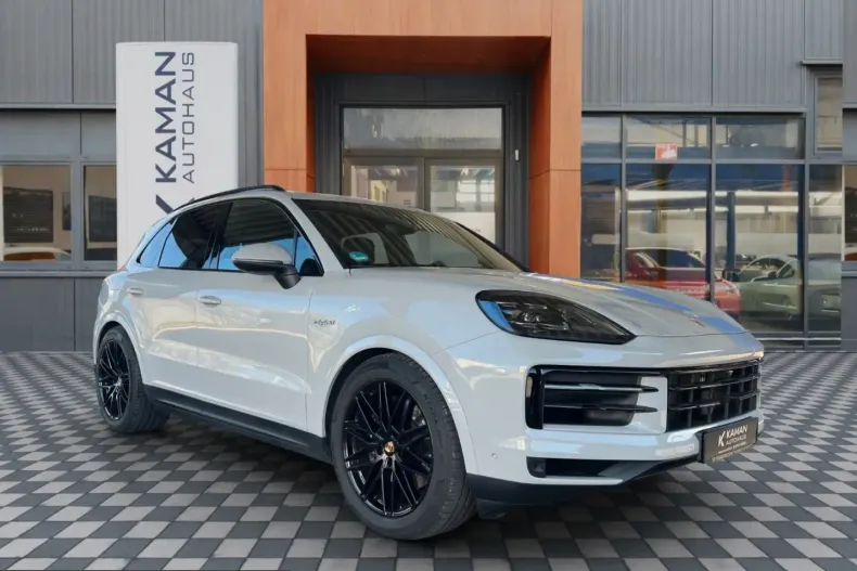 Porsche Cayenne din 2024 cu 6.200 km - oferta POR203368 - foto 1