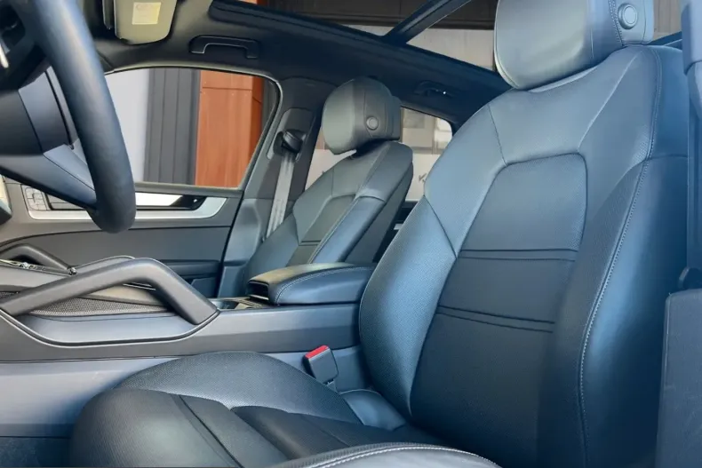 Porsche Cayenne din 2024 cu 6.200 km - oferta POR203368 - foto 6