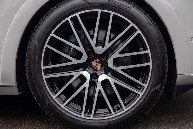 Porsche Cayenne din 2024 cu 23.364 km - oferta POR203369 - foto 11