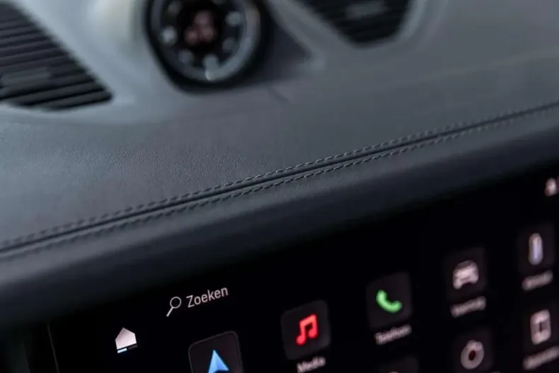 Porsche Cayenne din 2024 cu 23.364 km - oferta POR203369 - foto 40