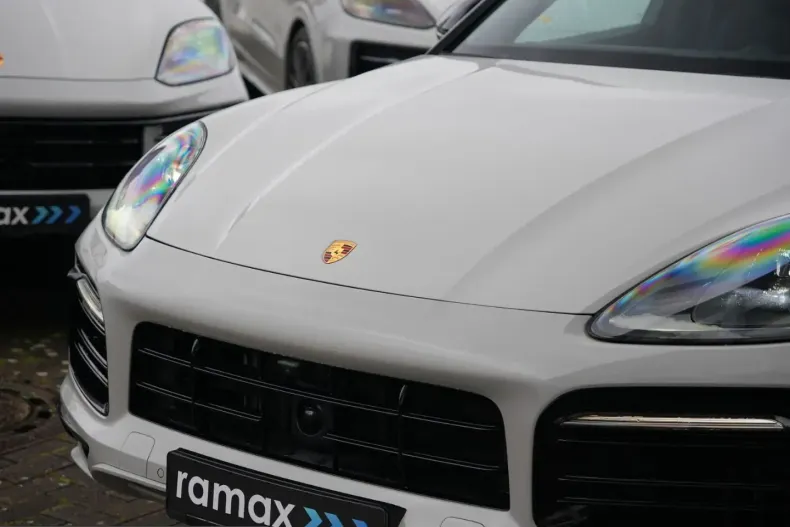 Porsche Cayenne din 2023 cu 34.000 km - oferta POR203372 - foto 12