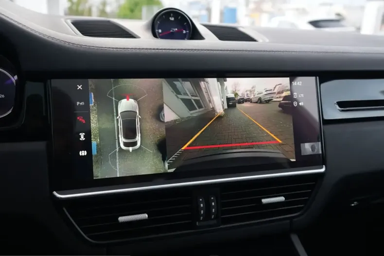 Porsche Cayenne din 2023 cu 34.000 km - oferta POR203372 - foto 35