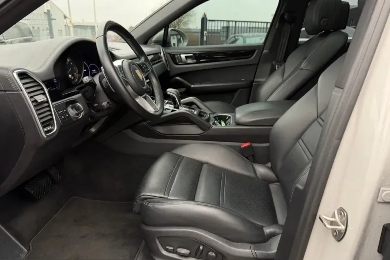 Porsche Cayenne din 2021 cu 38.493 km - oferta POR203373 - foto 10