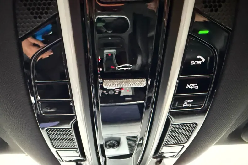 Porsche Cayenne din 2021 cu 38.493 km - oferta POR203373 - foto 27