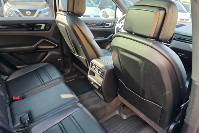 Porsche Cayenne din 2021 cu 69.500 km - oferta POR203374 - foto 46