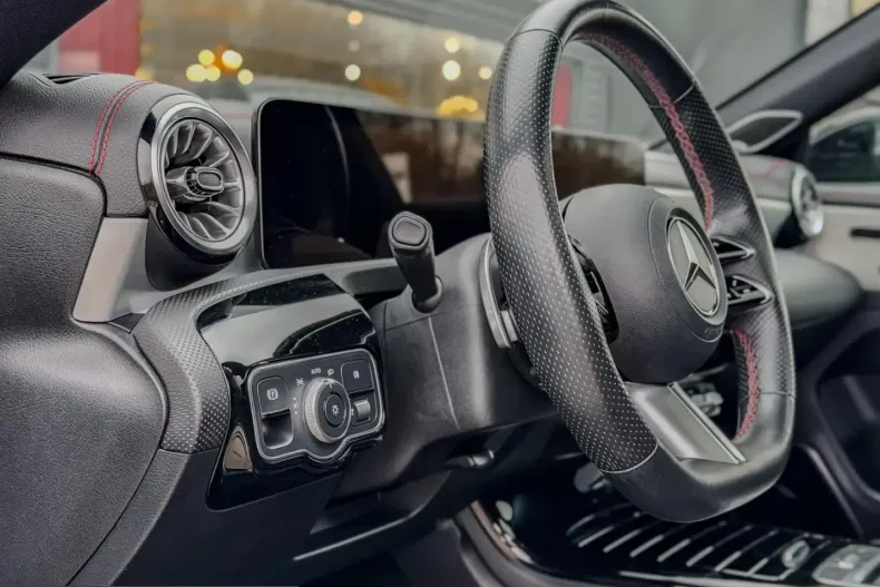 Mercedes-Benz CLA 250 (Clasa CLA) din 2026 cu 49.728 km - oferta MER203380 - foto 17