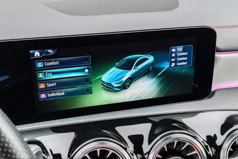 Mercedes-Benz CLA 250 (Clasa CLA) din 2026 cu 49.728 km - oferta MER203380 - foto 24