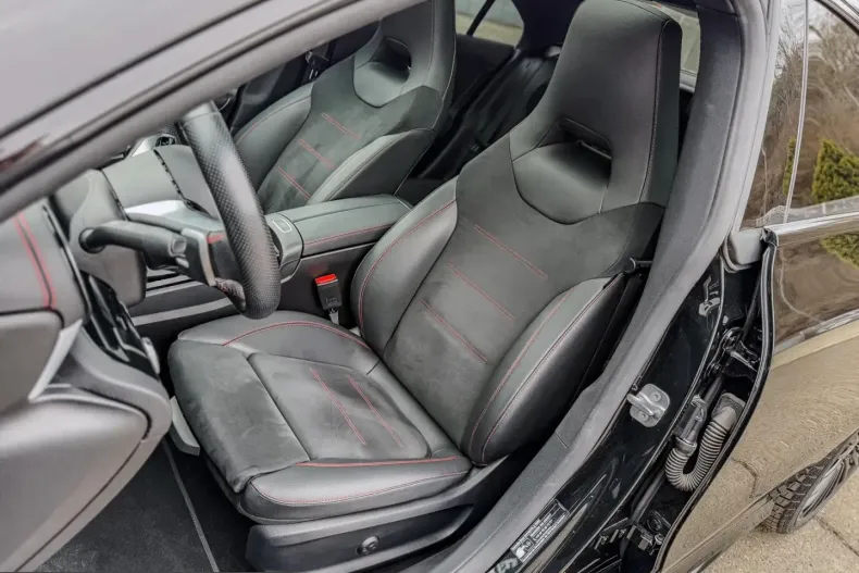 Mercedes-Benz CLA 250 (Clasa CLA) din 2026 cu 49.728 km - oferta MER203380 - foto 33