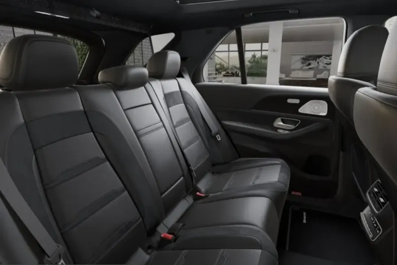 Mercedes-Benz GLE 53 AMG (Clasa GLE) din 2025 cu 24.900 km - oferta MER203381 - foto 9