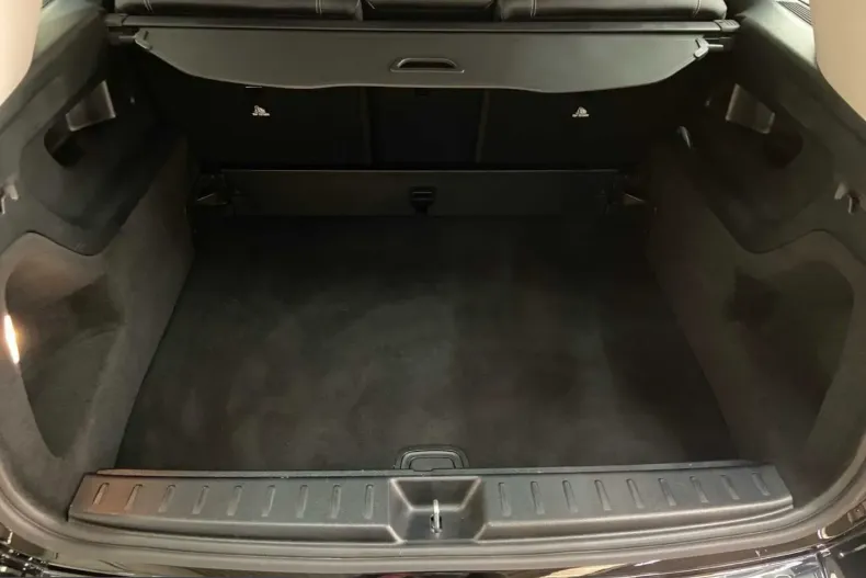 Mercedes-Benz GLB 220 (Clasa GLB) din 2023 cu 48.207 km - oferta MER203383 - foto 6