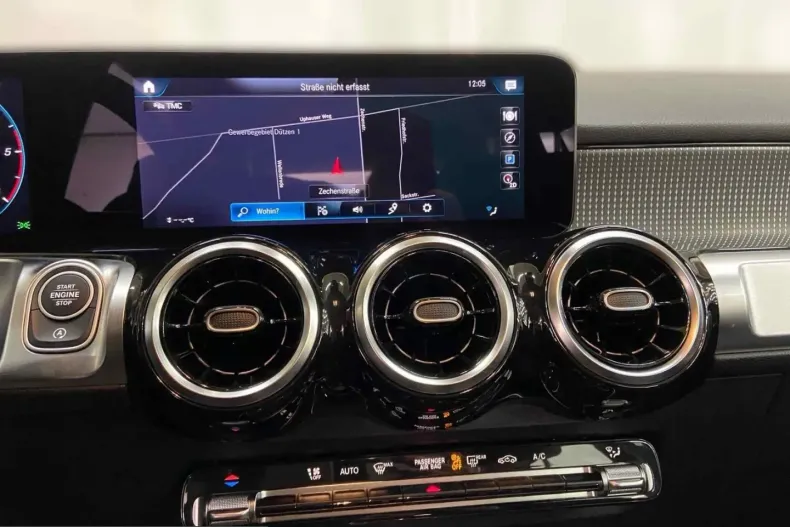 Mercedes-Benz GLB 220 (Clasa GLB) din 2023 cu 48.207 km - oferta MER203383 - foto 11