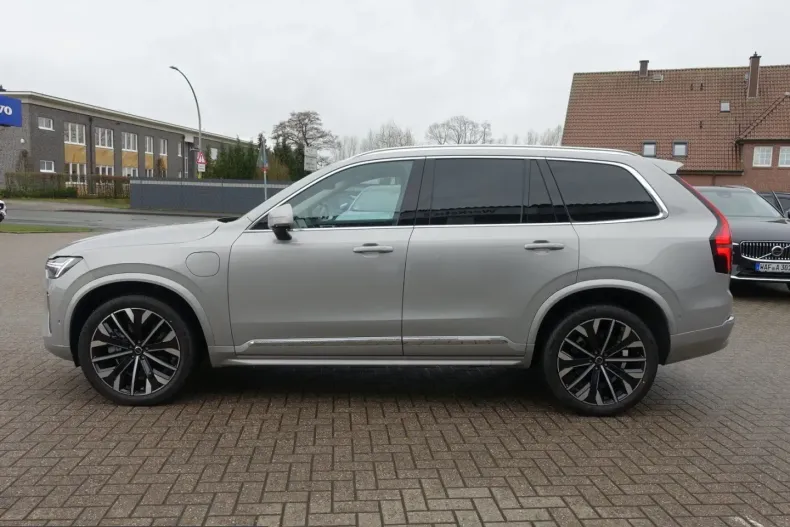 Volvo XC90 din 2025 cu 13.600 km - oferta VOL203384 - foto 8