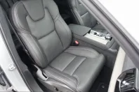 Volvo XC90 din 2025 cu 13.600 km - oferta VOL203384 - foto 9