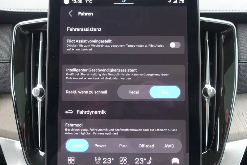 Volvo XC90 din 2025 cu 13.600 km - oferta VOL203384 - foto 25