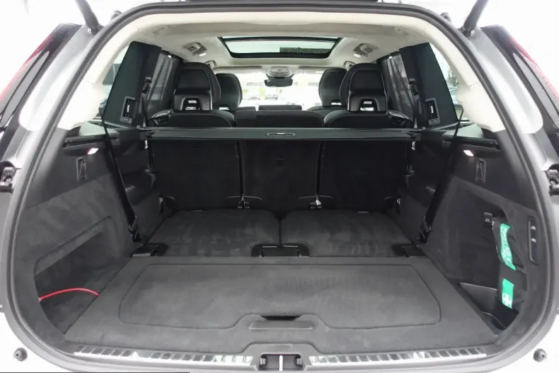 Volvo XC90 din 2025 cu 13.600 km - oferta VOL203384 - foto 29