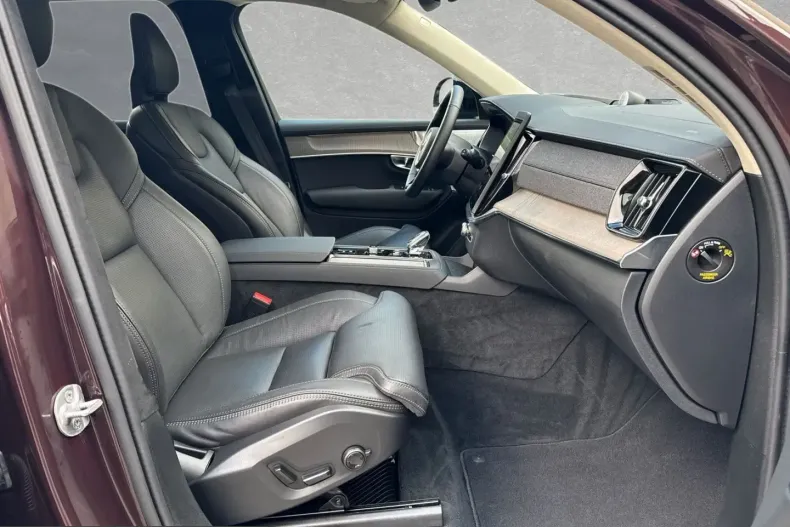 Volvo XC90 din 2025 cu 20.000 km - oferta VOL203385 - foto 6