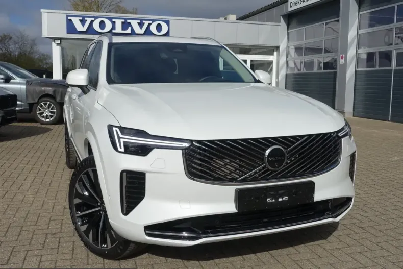 Volvo XC90 din 2025 cu 20.174 km - oferta VOL203387 - foto 3