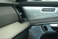 Volvo XC90 din 2025 cu 20.174 km - oferta VOL203387 - foto 11