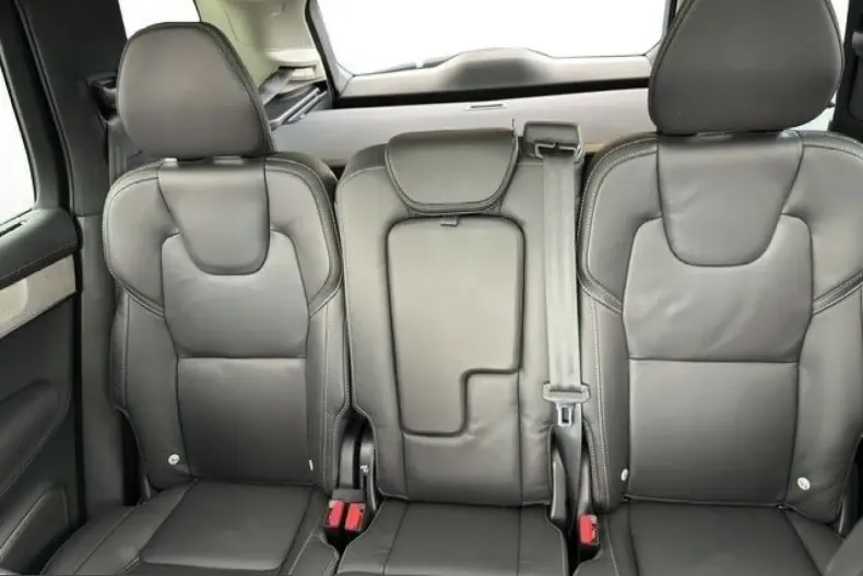 Volvo XC90 din 2025 cu 24.300 km - oferta VOL203388 - foto 17