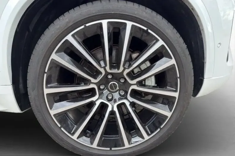 Volvo XC90 din 2025 cu 24.300 km - oferta VOL203388 - foto 26