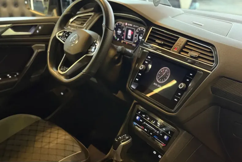 Volkswagen Tiguan Allspace din 2022 cu 59.982 km - oferta VOL203389 - foto 8