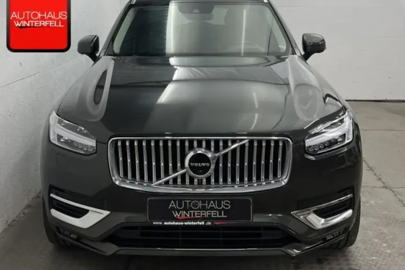 Volvo XC90 din 2022 cu 87.034 km - oferta VOL203392 - foto 2