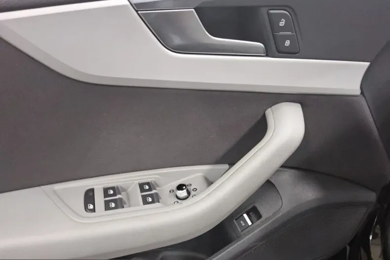 Audi A5 din 2021 cu 85.665 km - oferta AUD203395 - foto 8