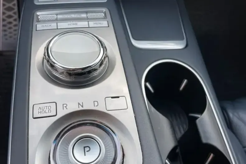 Genesis GV70 din 2022 cu 53.000 km - oferta GEN203396 - foto 3