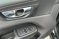 Volvo XC60 din 2022 cu 84.475 km - oferta VOL203405 - foto 16