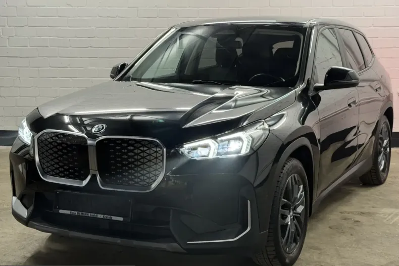 BMW iX1 (Seria X) din 2023 cu 59.854 km - oferta BMW203408 - foto 2