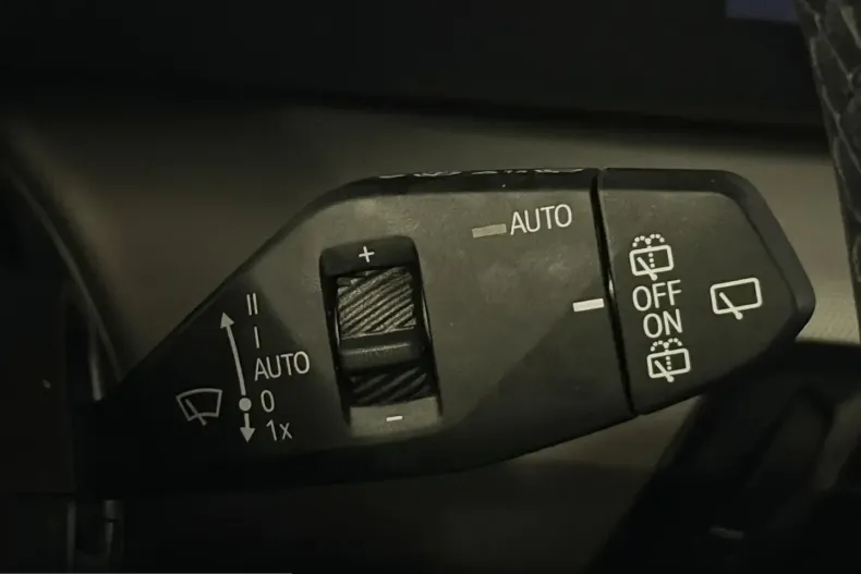 BMW iX1 (Seria X) din 2023 cu 59.854 km - oferta BMW203408 - foto 14