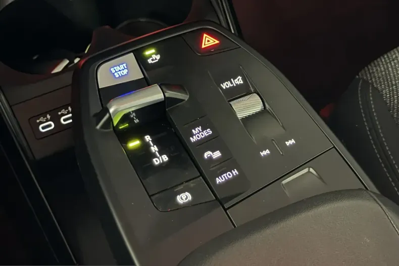 BMW iX1 (Seria X) din 2023 cu 59.854 km - oferta BMW203408 - foto 23