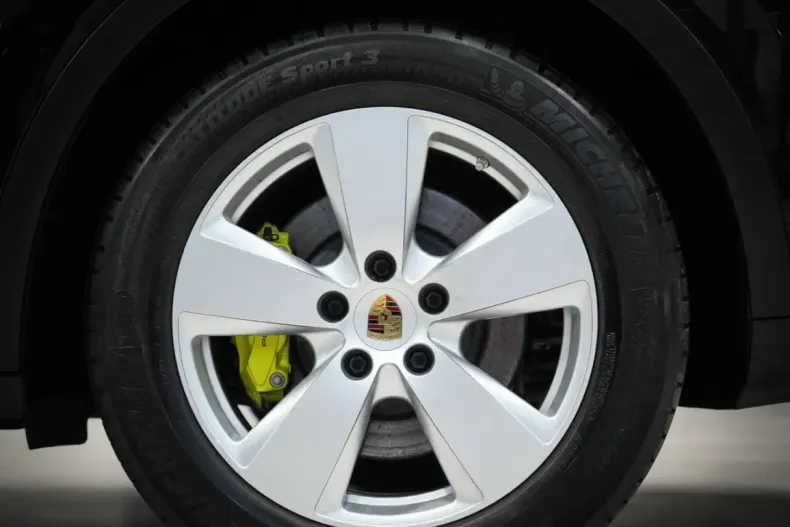 Porsche Cayenne din 2021 cu 69.952 km - oferta POR203410 - foto 8