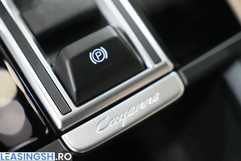 Porsche Cayenne din 2021 cu 69.952 km - oferta POR203410 - foto 19