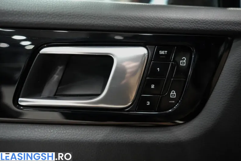 Porsche Cayenne din 2021 cu 69.952 km - oferta POR203410 - foto 21