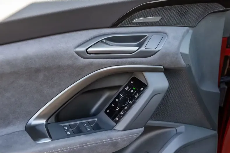 Audi Q5 din 2026 cu 9.999 km - oferta AUD203413 - foto 15