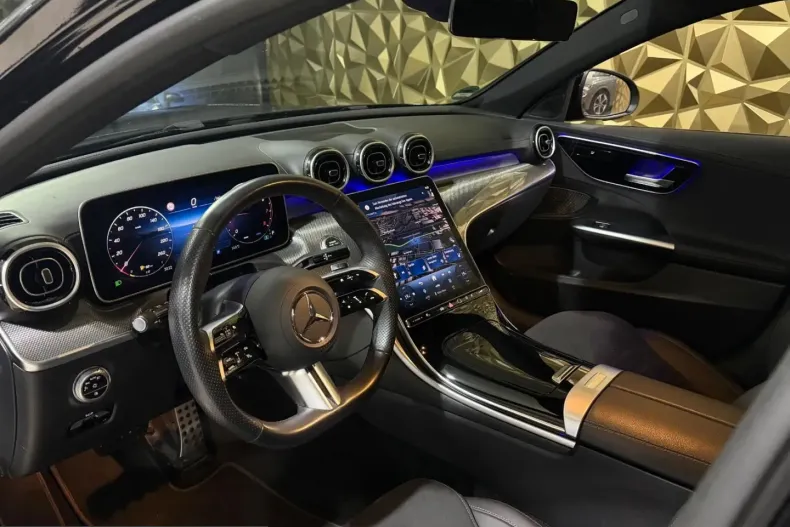 Mercedes-Benz C 300 (Clasa C) din 2024 cu 56.200 km - oferta MER203434 - foto 3