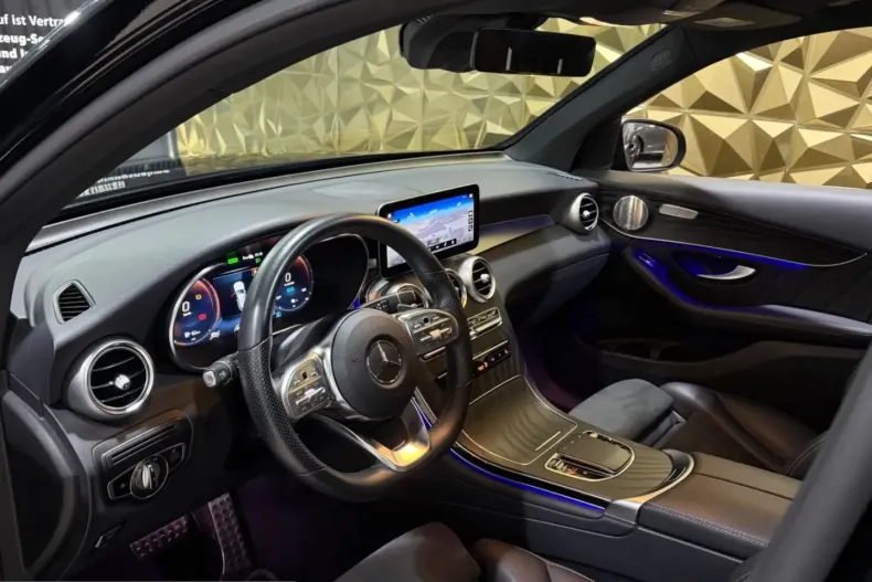 Mercedes-Benz GLC 300 (Clasa GLC) din 2021 cu 71.250 km - oferta MER203436 - foto 3