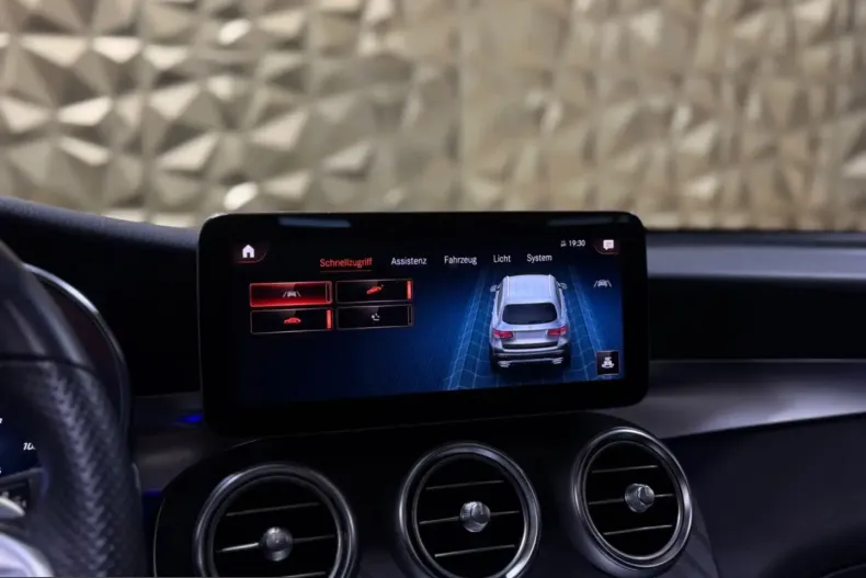 Mercedes-Benz GLC 300 (Clasa GLC) din 2021 cu 71.250 km - oferta MER203436 - foto 8