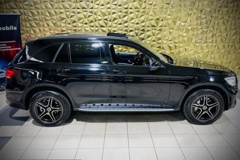 Mercedes-Benz GLC 300 (Clasa GLC) din 2021 cu 71.250 km - oferta MER203436 - foto 12