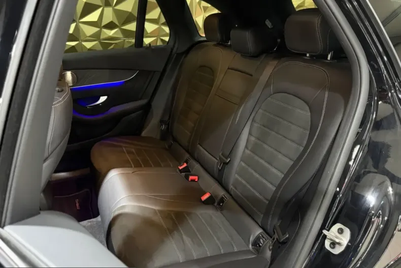 Mercedes-Benz GLC 300 (Clasa GLC) din 2021 cu 71.250 km - oferta MER203436 - foto 16