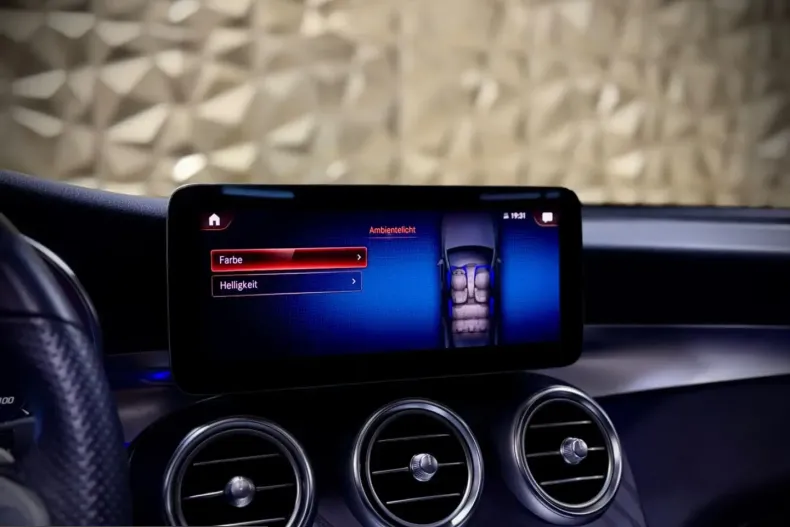 Mercedes-Benz GLC 300 (Clasa GLC) din 2021 cu 71.250 km - oferta MER203436 - foto 29