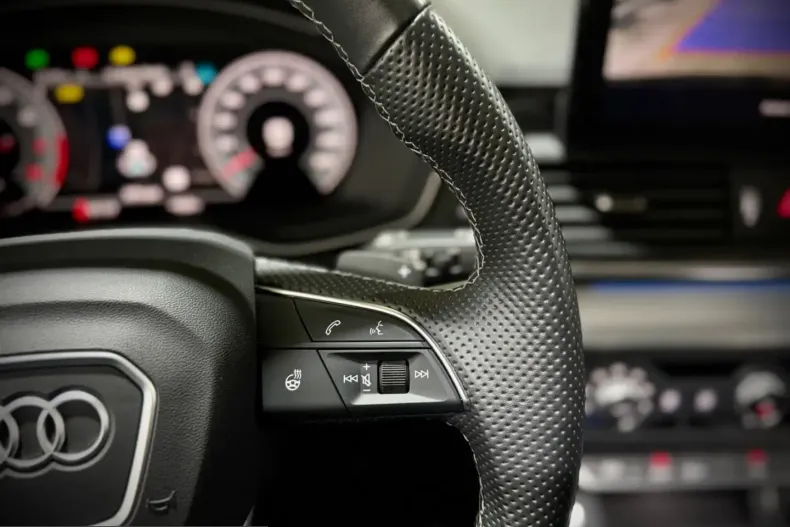 Audi Q5 din 2022 cu 47.200 km - oferta AUD203438 - foto 35