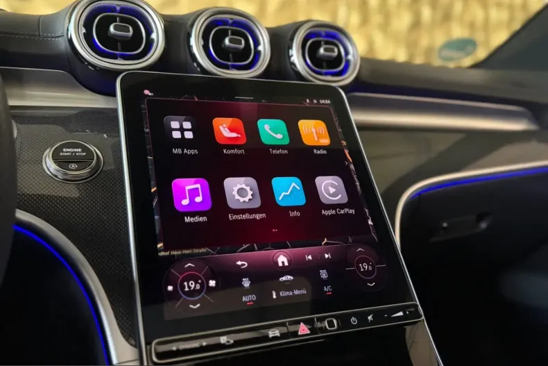 Mercedes-Benz C 300 (Clasa C) din 2025 cu 19.350 km - oferta MER203439 - foto 34