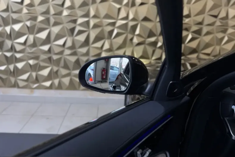 Mercedes-Benz C 300 (Clasa C) din 2025 cu 19.350 km - oferta MER203439 - foto 37