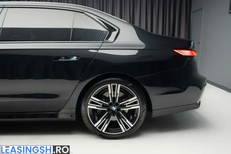 BMW 740 (Seria 7) din 2024 cu 47.803 km - oferta BMW203442 - foto 16