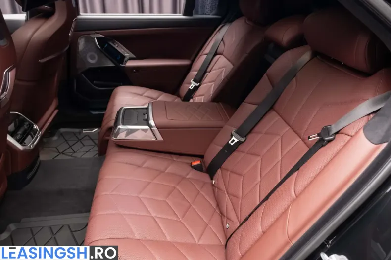 BMW 740 (Seria 7) din 2024 cu 47.803 km - oferta BMW203442 - foto 34