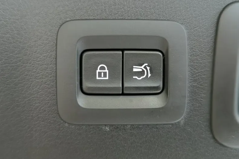 Mazda CX-80 din 2025 cu 18.675 km - oferta MAZ203443 - foto 32