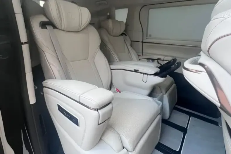 Lexus LM din 2024 cu 24.100 km - oferta LEX203455 - foto 7