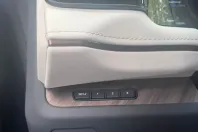 Lexus LM din 2024 cu 24.100 km - oferta LEX203455 - foto 17